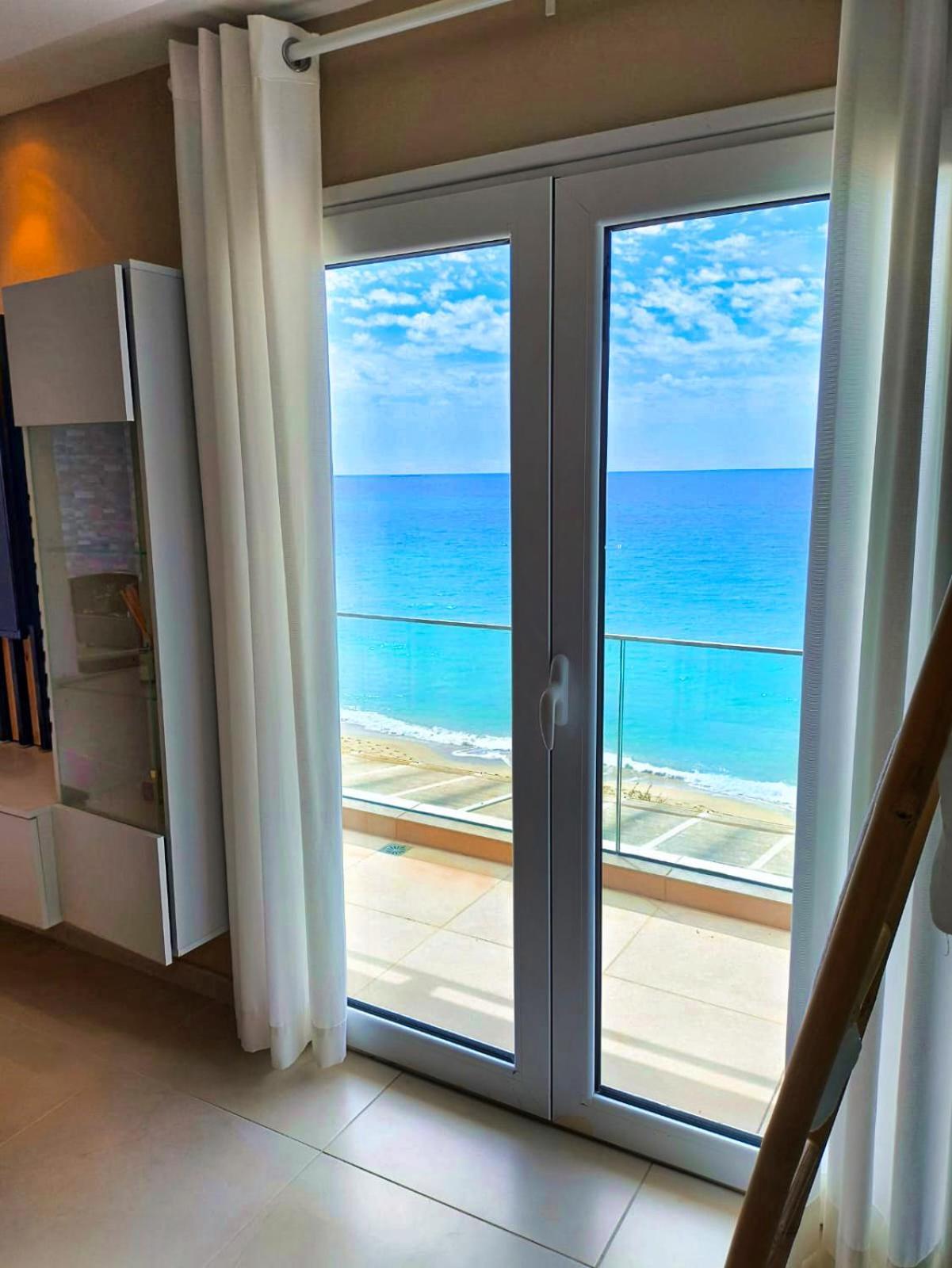 Infinity Beach House By Klv Argostoli (Kefalonia) Exterior foto